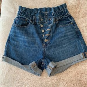 Express button up denim shorts. size XS like new